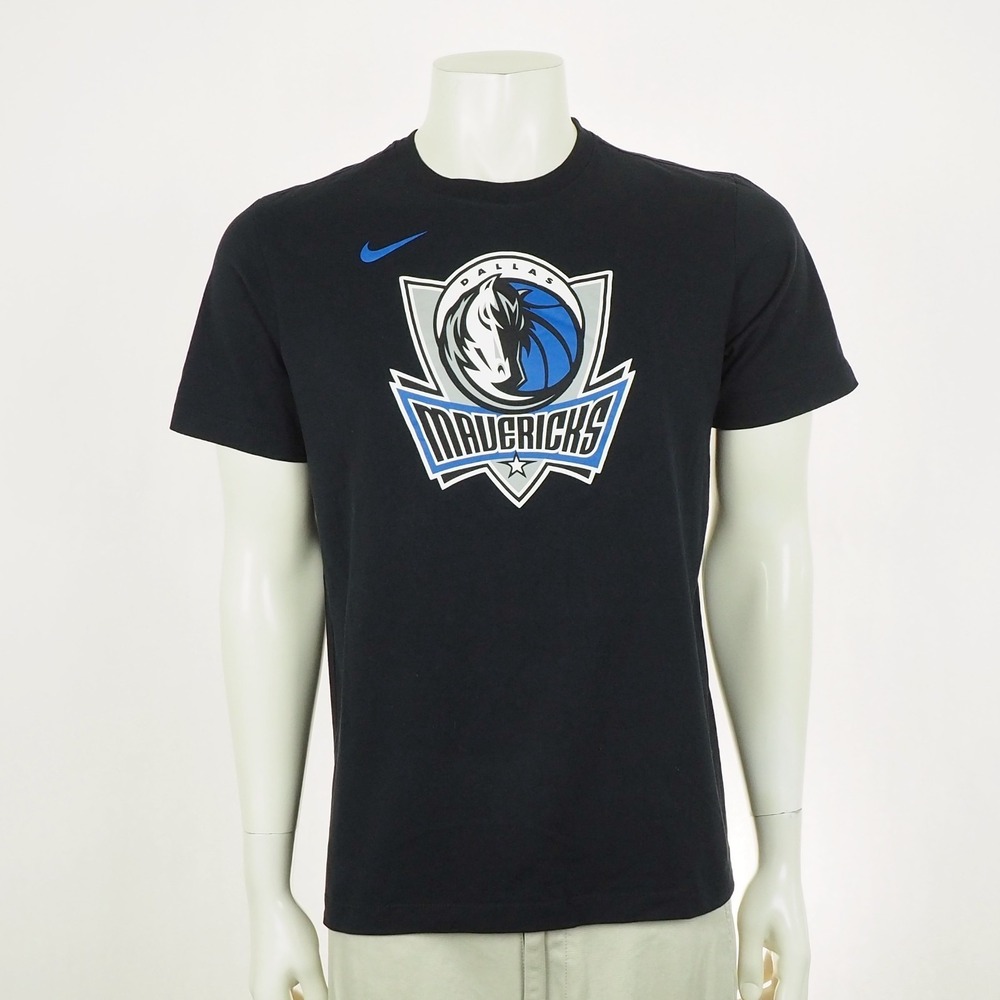 Nike Dallas Mavericks Tee Shirt Mens Medium Black Cotton Graphic Print NBA Team